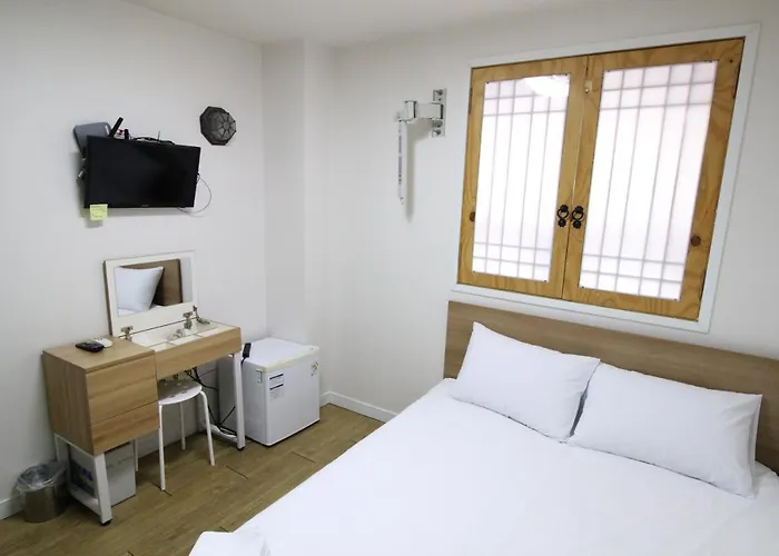 Hotel Golden Park Myeongdong